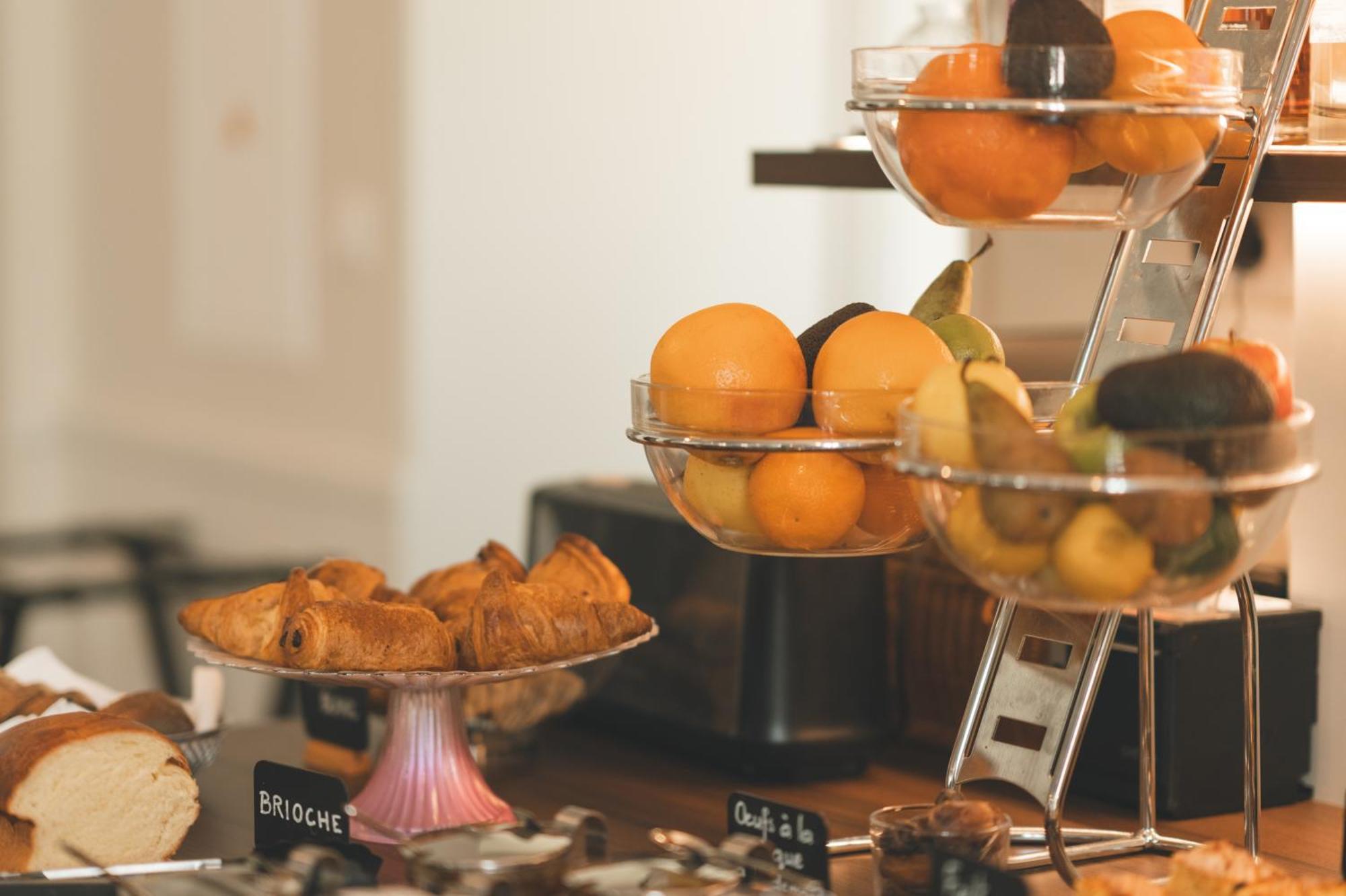Logis Hotel Et Restaurant La Pension Du Moulin Пон-Авен Екстериор снимка